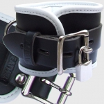 BHW1 - Luxe gevoerde Polsboei - zwart/wit 7cm